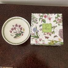Load image into Gallery viewer, Botanic Garden Mini Cake Plate - Portmeirion